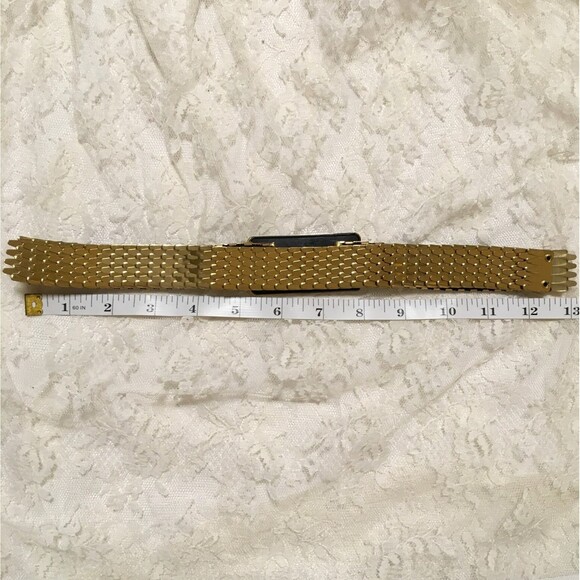 Vintage Art Deco Revival 80s Belt Gold Tone Metal Fish Scale Stretchy  26\